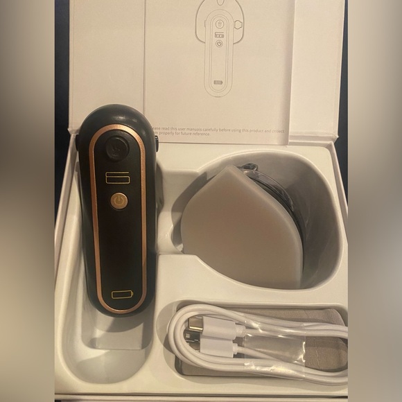 Portable Mini Electric Iron - New in Box - Picture 2 of 5